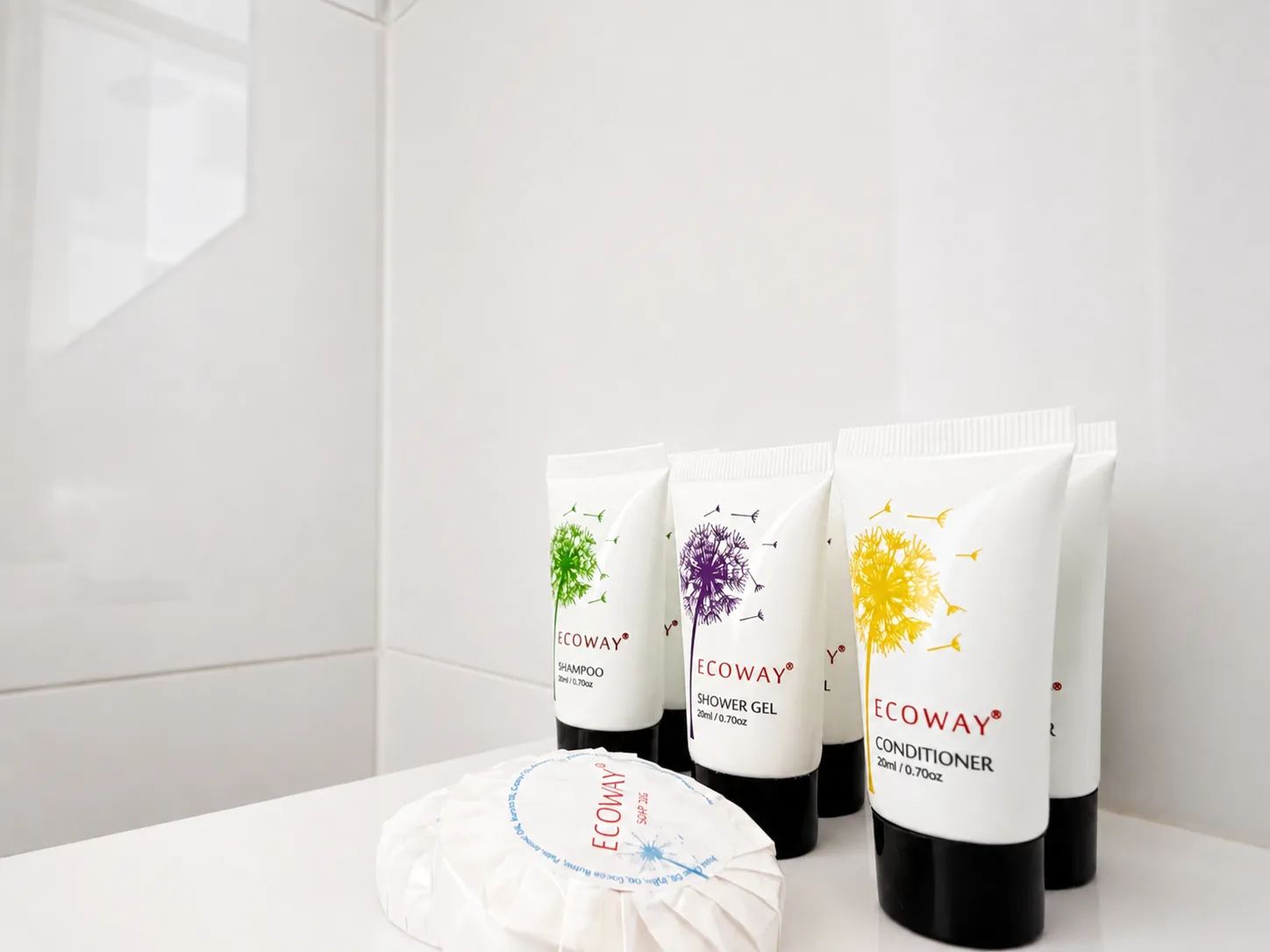 Eco-friendly bath amenities — King Room at Vine Valley Inn Cessnock