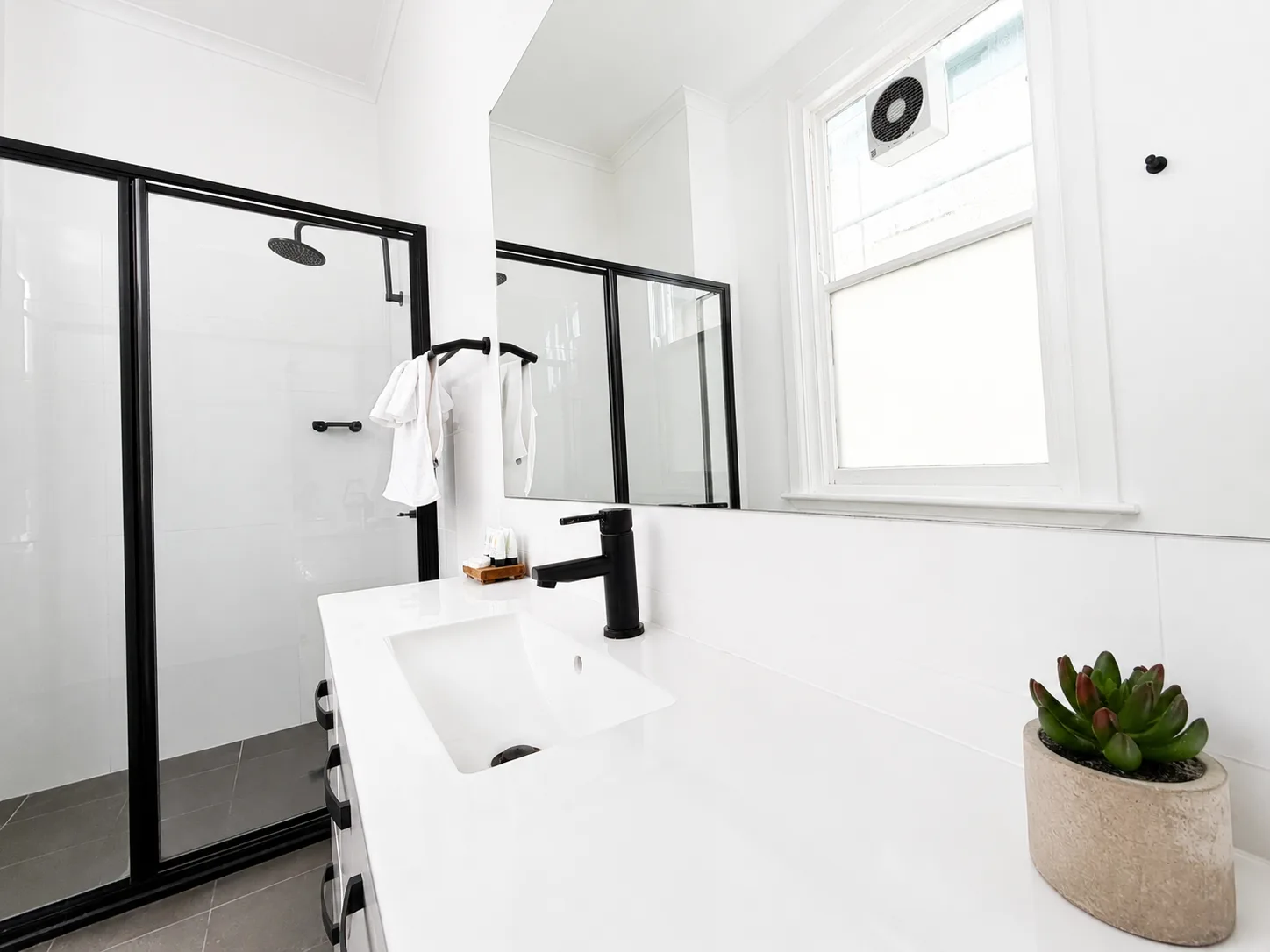Walk-in rainfall shower — King Room at Vine Valley Inn Cessnock